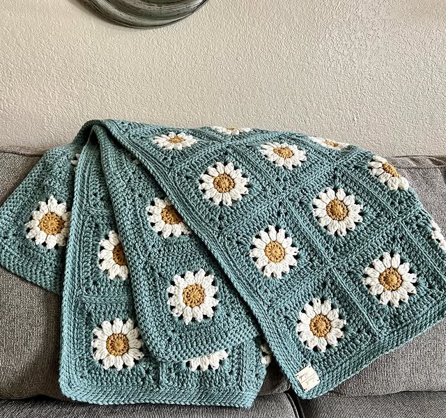 Daisy Granny Square Blanket pattern