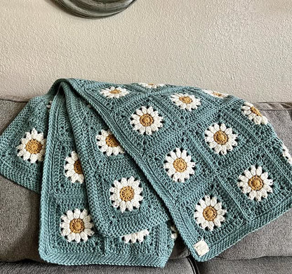 Daisy Granny Square Blanket pattern