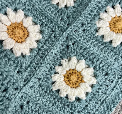 Daisy Granny Square Blanket pattern